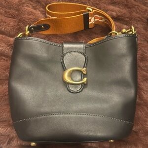Coach Bucket Bag